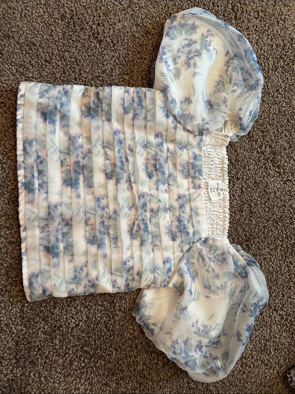 abercrombie kids Blue and White Floral Puff Sleeve Smocked Top